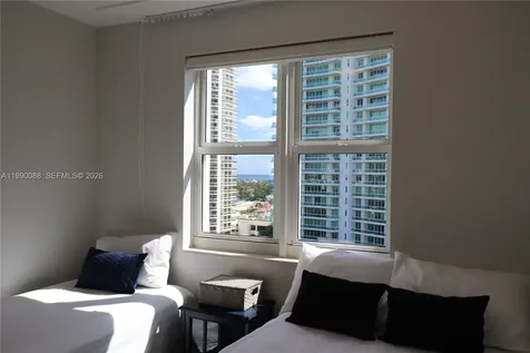 20000 E Country Club Drive Aventura FL 33180