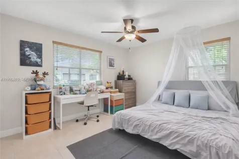 4332 NW 120th Lane Sunrise FL 33323