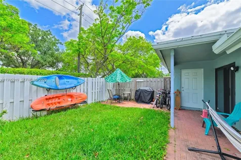 4332 NW 120th Lane Sunrise FL 33323
