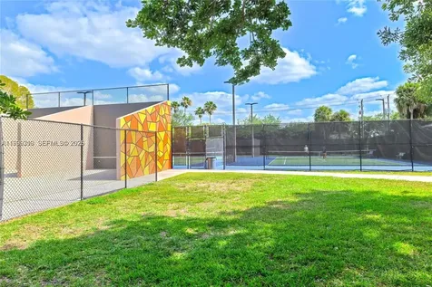 4332 NW 120th Lane Sunrise FL 33323