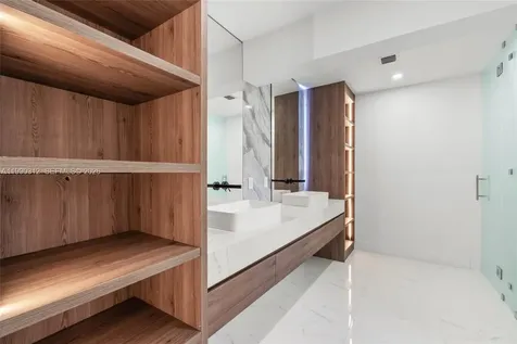 116 W 1st Court Miami Beach FL 33139