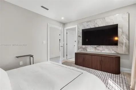 116 W 1st Court Miami Beach FL 33139