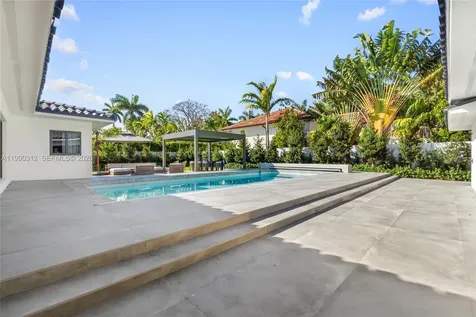 116 W 1st Court Miami Beach FL 33139