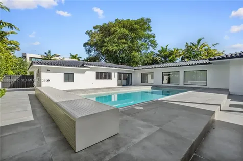 116 W 1st Court Miami Beach FL 33139