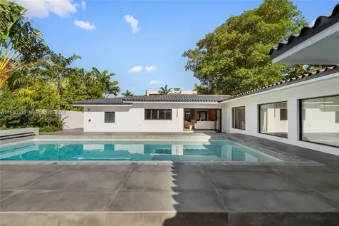116 W 1st Court Miami Beach FL 33139
