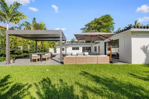 116 W 1st Court Miami Beach FL 33139