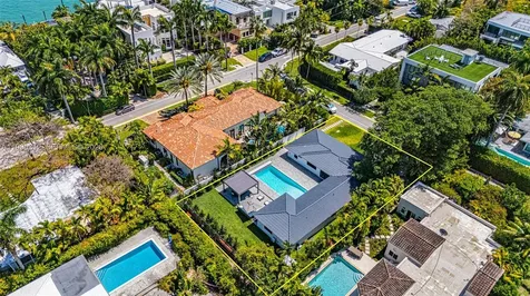 116 W 1st Court Miami Beach FL 33139