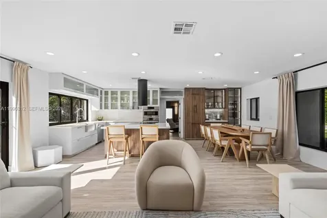 116 W 1st Court Miami Beach FL 33139