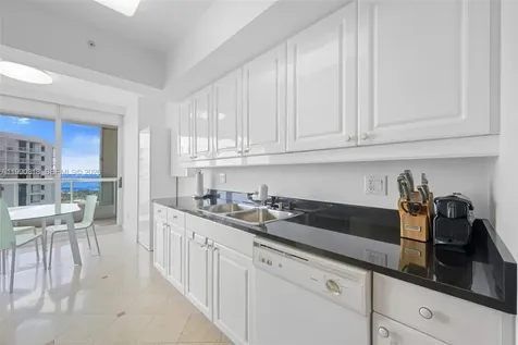 21055 Yacht Club Drive Aventura FL 33180