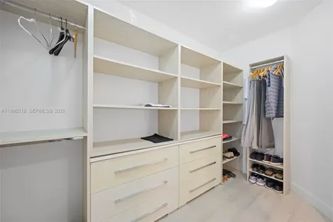 21055 Yacht Club Drive Aventura FL 33180