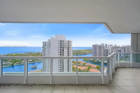21055 Yacht Club Drive Aventura FL 33180
