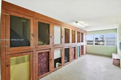 330 SE 2nd Street Hallandale Beach FL 33009