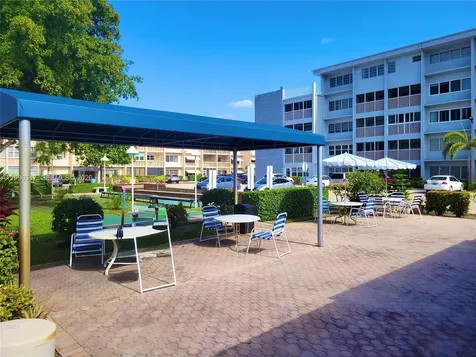 330 SE 2nd Street Hallandale Beach FL 33009