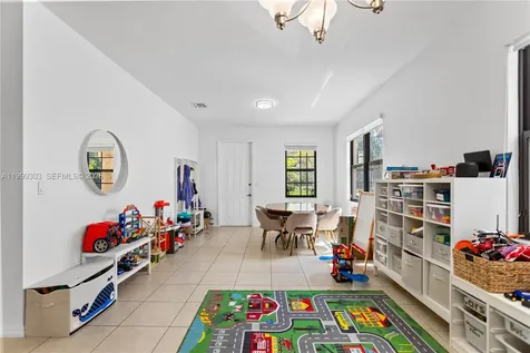 19244 NE 9th Place Miami FL 33179
