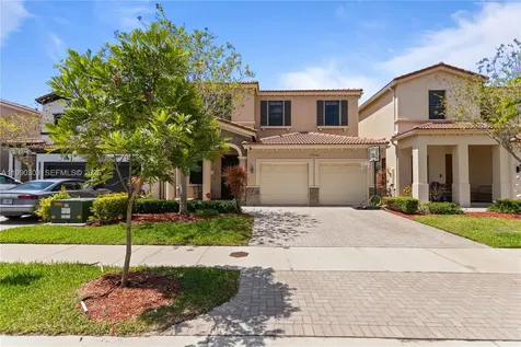 19244 NE 9th Place Miami FL 33179