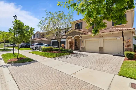 19244 NE 9th Place Miami FL 33179