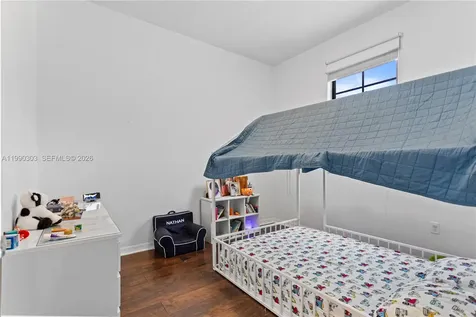 19244 NE 9th Place Miami FL 33179