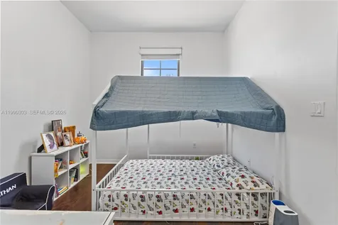 19244 NE 9th Place Miami FL 33179