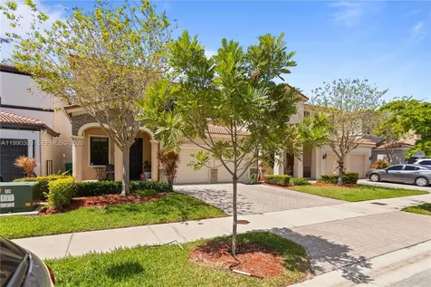 19244 NE 9th Place Miami FL 33179