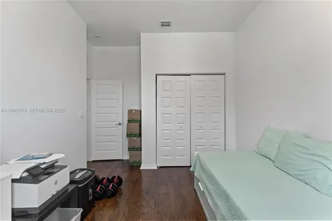 19244 NE 9th Place Miami FL 33179