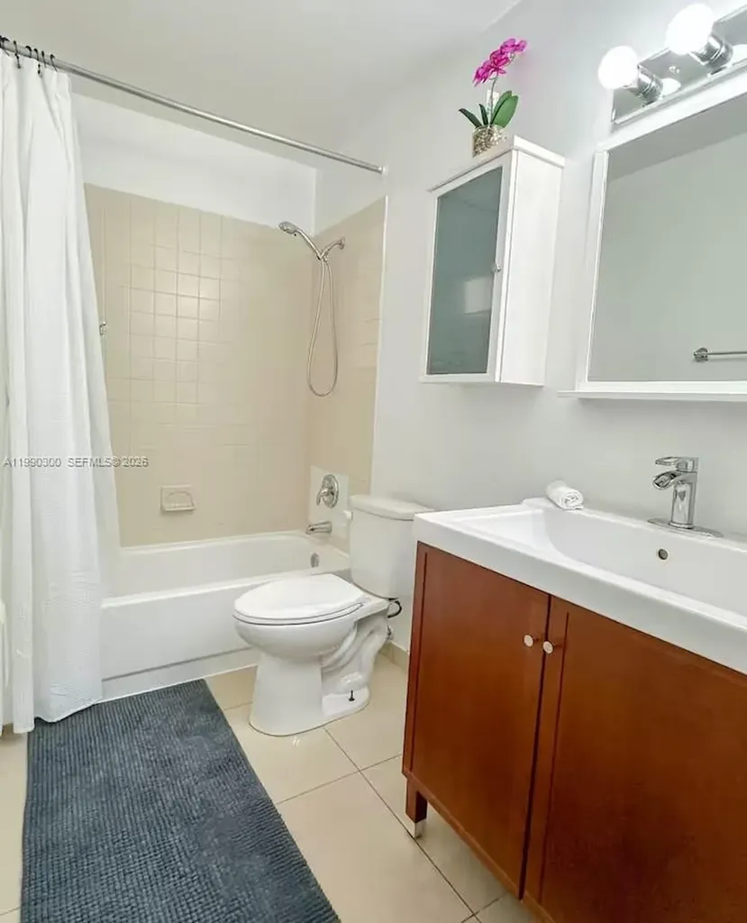 650 NE 15th Street Fort Lauderdale FL 33304