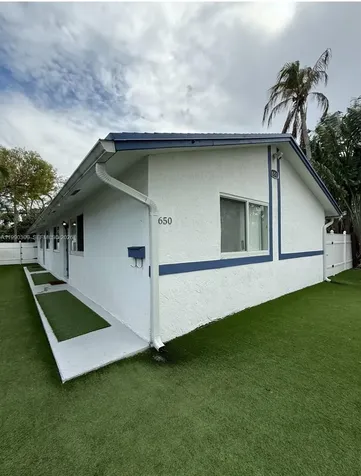 650 NE 15th Street Fort Lauderdale FL 33304
