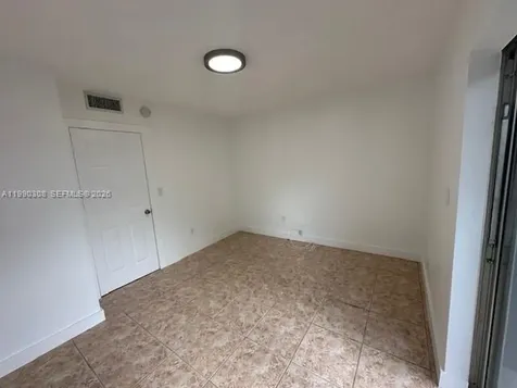 10776 N Kendall Drive Miami FL 33176