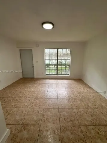 10776 N Kendall Drive Miami FL 33176