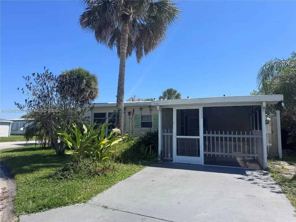 7300 20th Street Florida City FL 32966