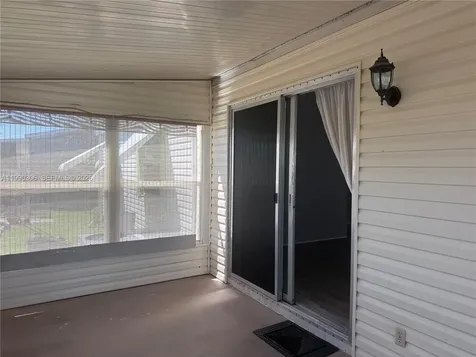 7300 20th Street Florida City FL 32966