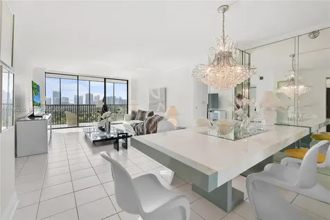 20301 W Country Club Drive Aventura FL 33180