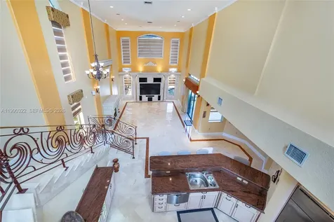 588 Miller Drive Miami Springs FL 33166