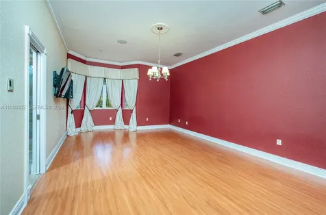 588 Miller Drive Miami Springs FL 33166