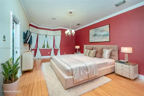 588 Miller Drive Miami Springs FL 33166