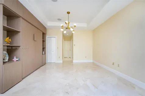 588 Miller Drive Miami Springs FL 33166