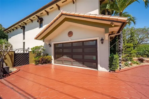 588 Miller Drive Miami Springs FL 33166