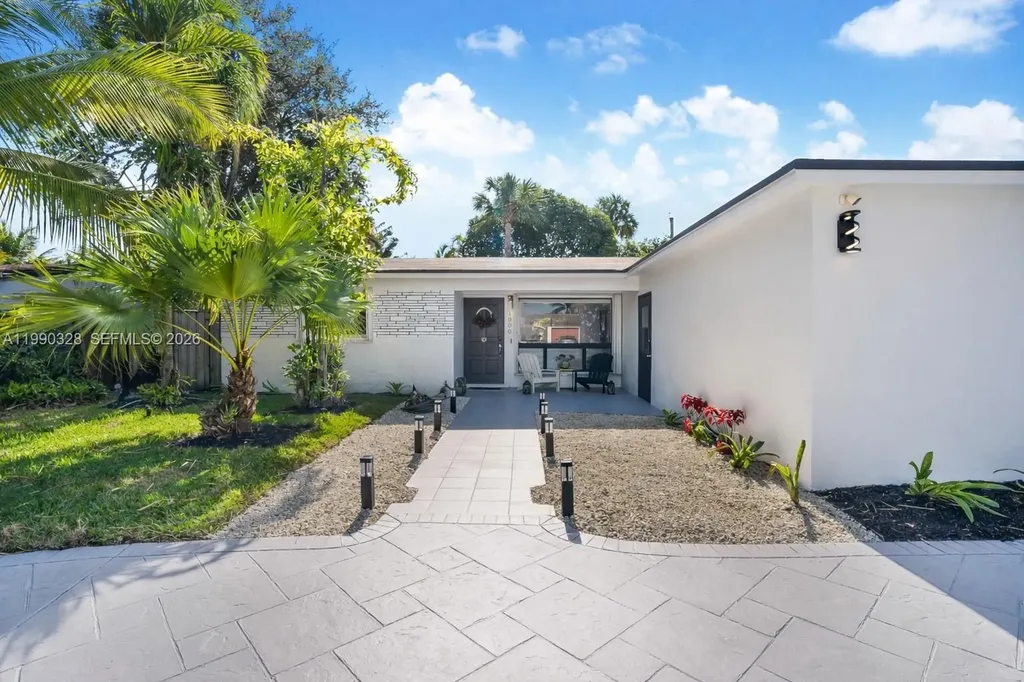 1000 SW 32nd Street Fort Lauderdale FL 33315