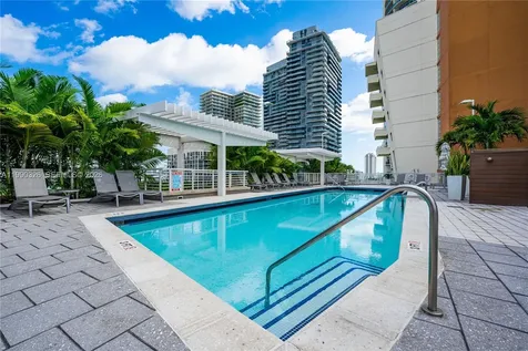 3250 NE 1st Avenue Miami FL 33137