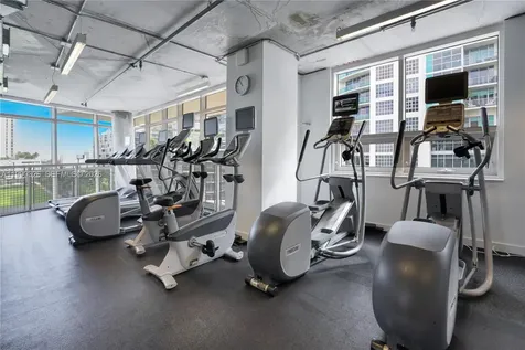 3250 NE 1st Avenue Miami FL 33137