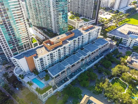 3250 NE 1st Avenue Miami FL 33137