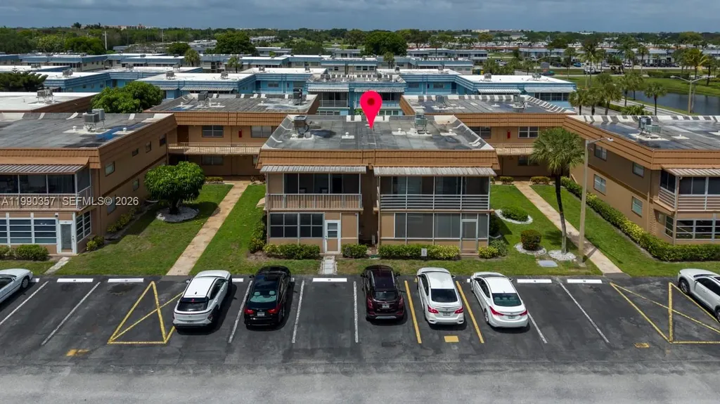 294 Brittany G Delray Beach FL 33446