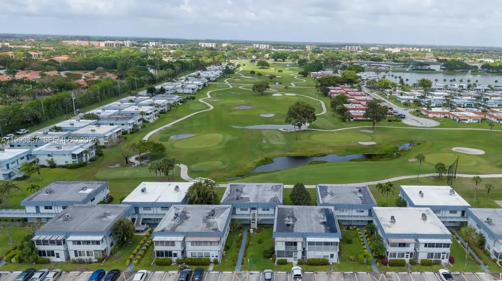 294 Brittany G Delray Beach FL 33446