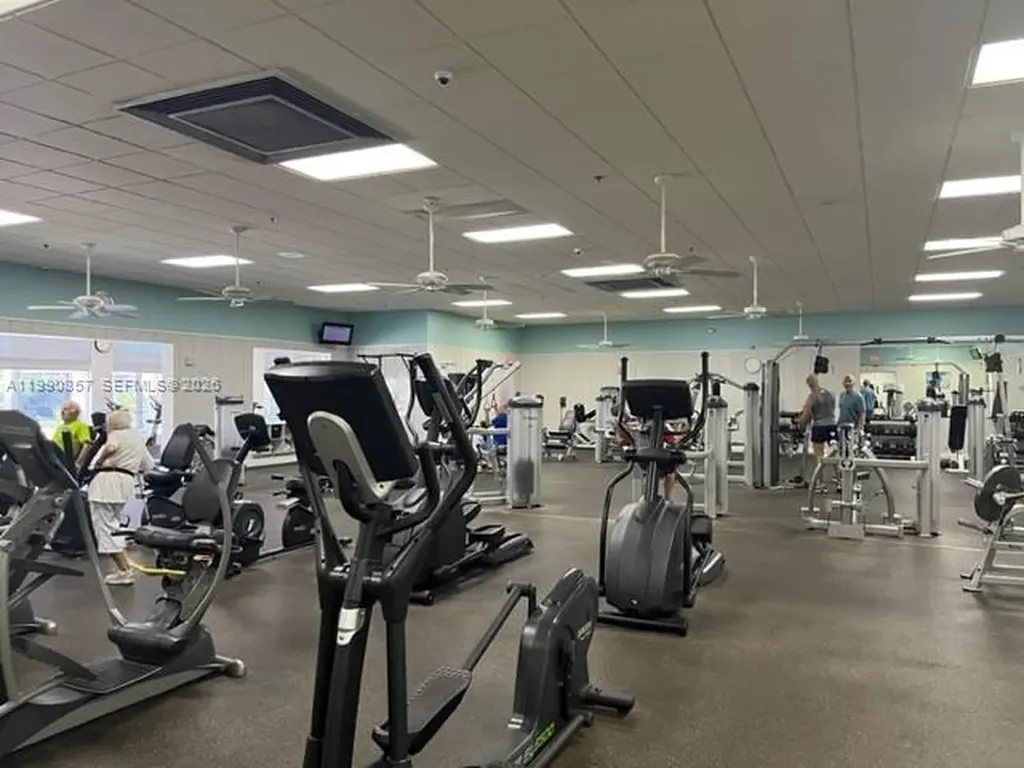 294 Brittany G Delray Beach FL 33446
