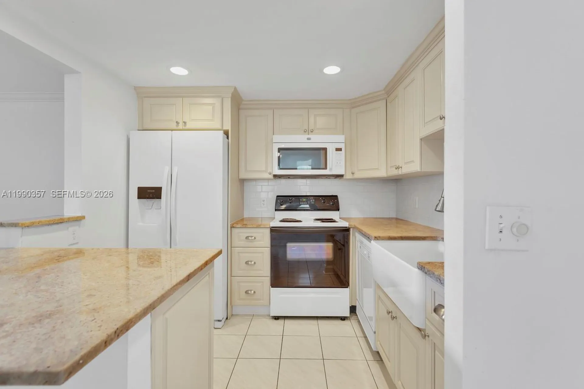 294 Brittany G Delray Beach FL 33446