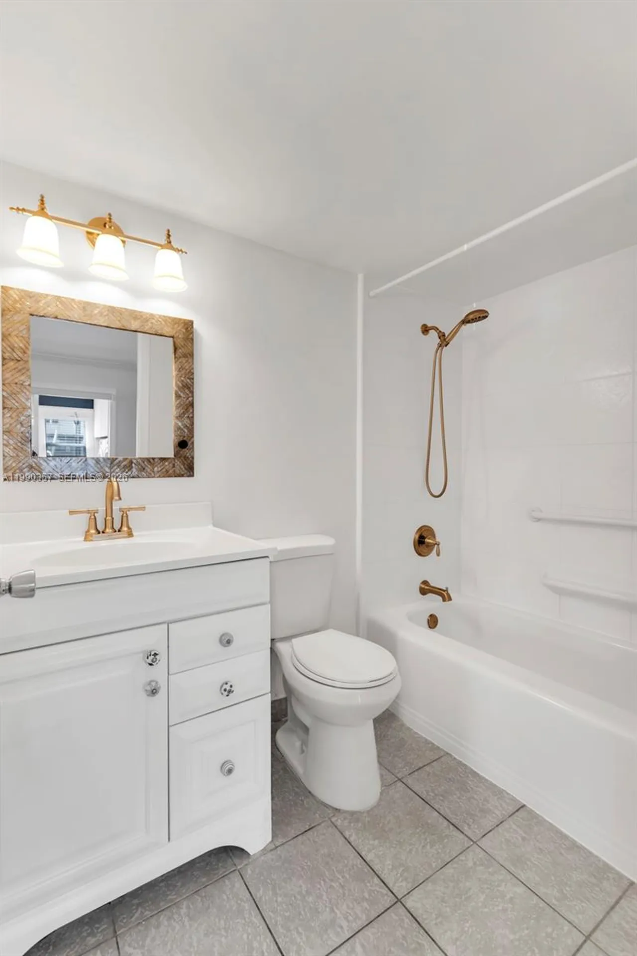 294 Brittany G Delray Beach FL 33446