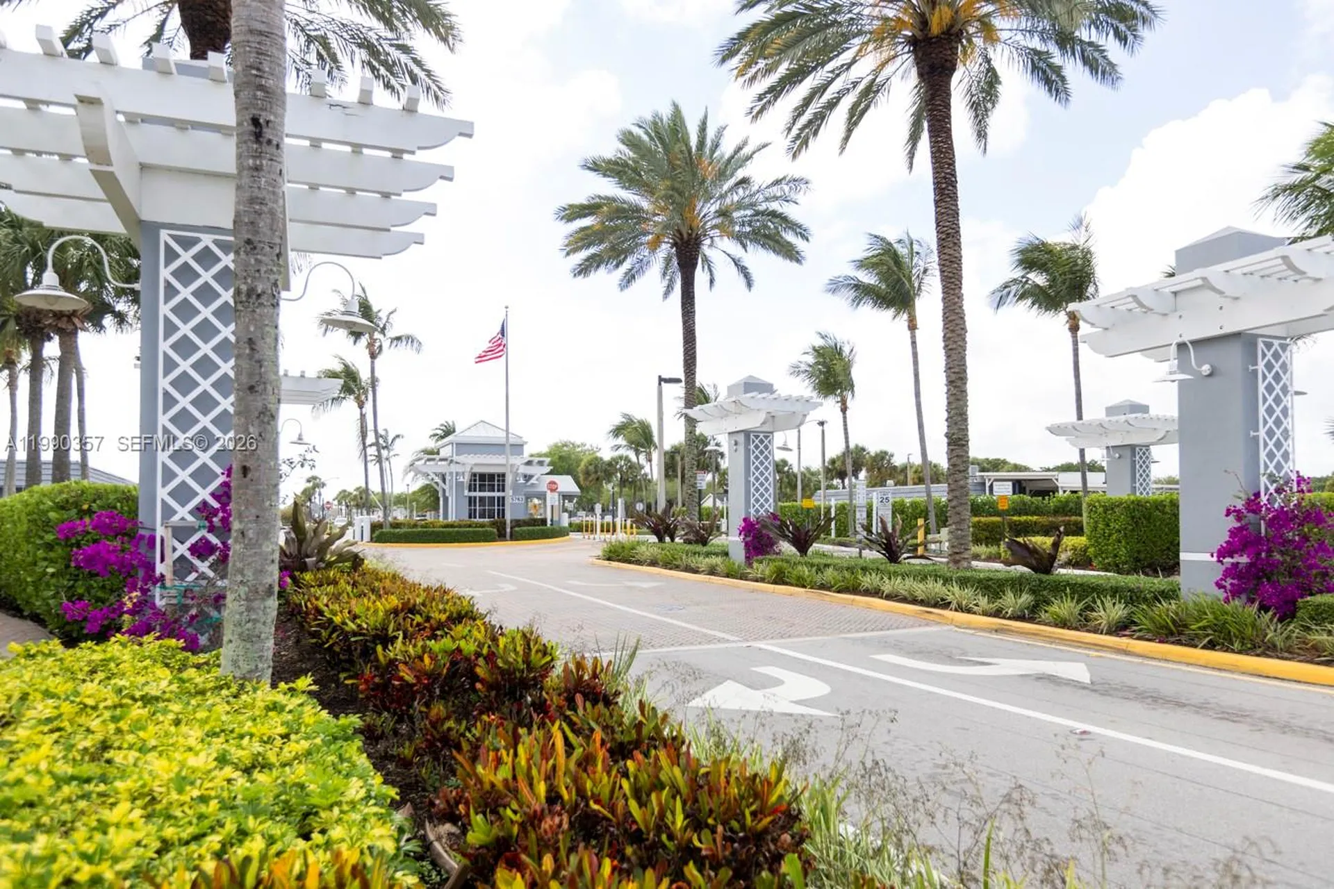 294 Brittany G Delray Beach FL 33446