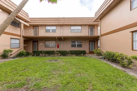 294 Brittany G Delray Beach FL 33446