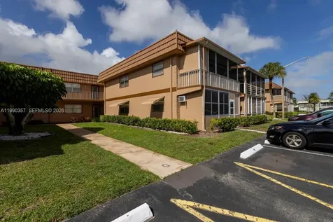 294 Brittany G Delray Beach FL 33446