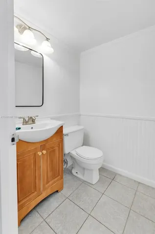 294 Brittany G Delray Beach FL 33446
