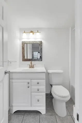 294 Brittany G Delray Beach FL 33446